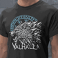 Walhalla Wolf Odins T-Shirt mit Wikingerwolf, Runenkreis und Vegvisir-Kompass für Schutz und Stärke